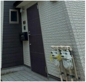 ヒルクレスト中井の玄関