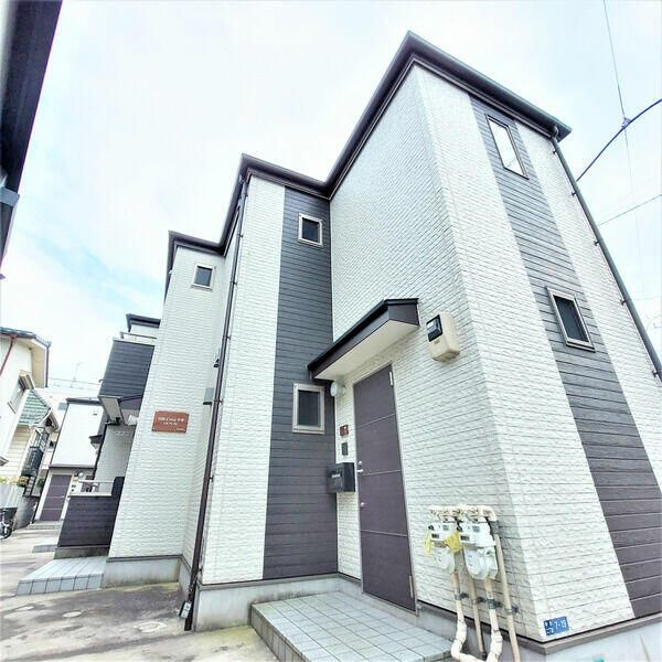 ヒルクレスト中井の外観