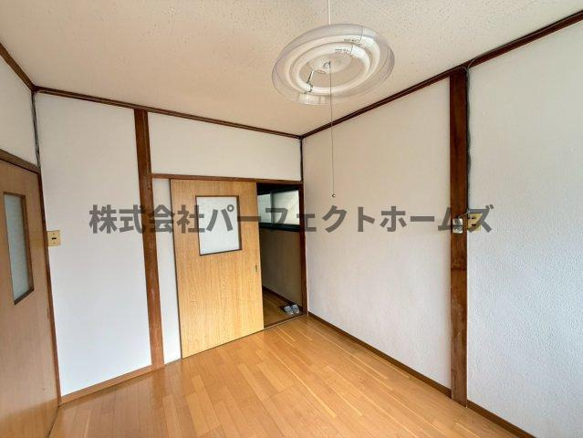 長尾西町1丁目戸建　賃貸の居間・リビング|リビングです