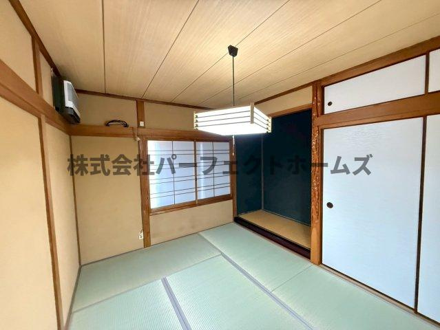 長尾西町1丁目戸建　賃貸の和室|和室です