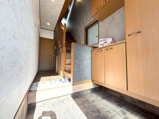 【玄関】 | 高槻市柱本5丁目　中古戸建