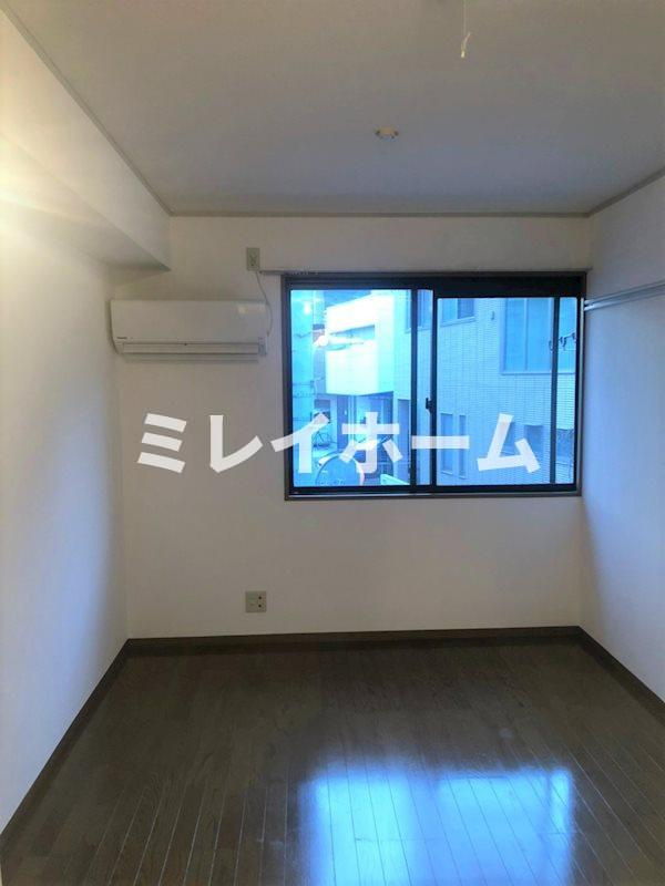 ジュネス山王の居間・リビング