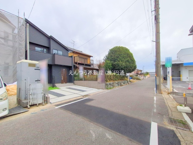 グラファーレ北本地ヶ原町2棟の前面道路含む現地写真