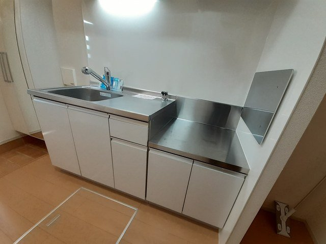 カーサ忍ヶ丘のキッチン|お料理しやすいキッチンです