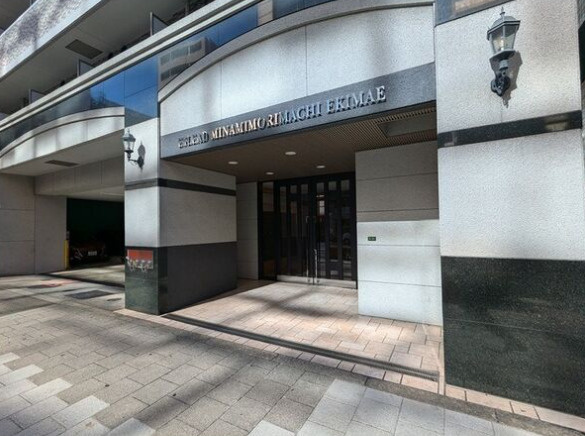 【エントランス】