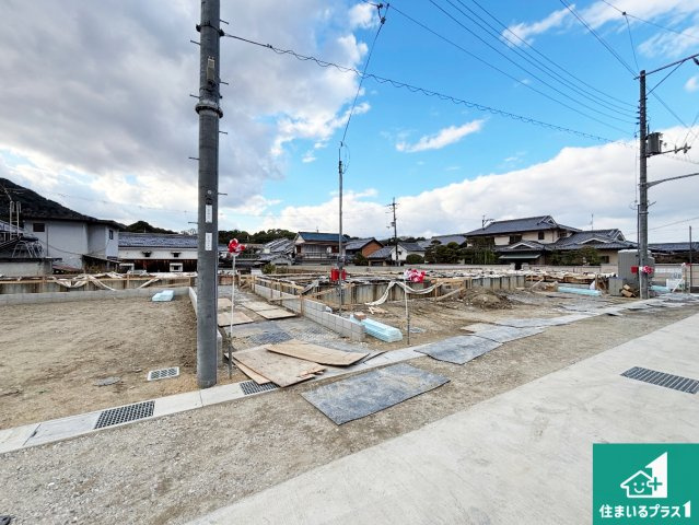 橿原市大久保町　第1期　新築一戸建ての外観|ご案内の際は現地集合はもちろん、ご自宅の送迎や最寄りの駅迄のお迎え等お気軽にご相談ください。