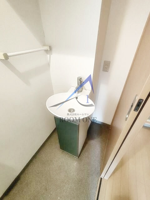 第７眞市マンションの洗面所|洗面台です。