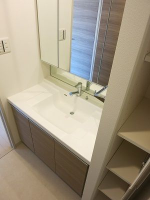 【独立洗面台】 | HF田端レジデンス | 独立洗面台で身支度をすべて済ませてしまいましょう