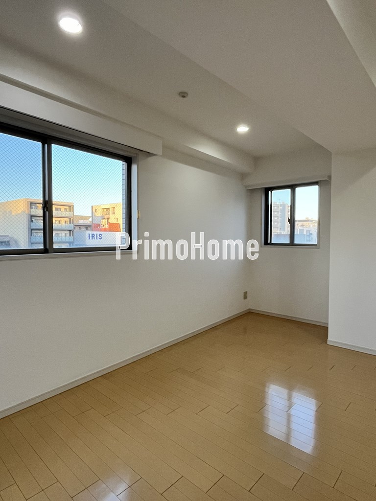 クローバーステイ秋葉原の居間・リビング