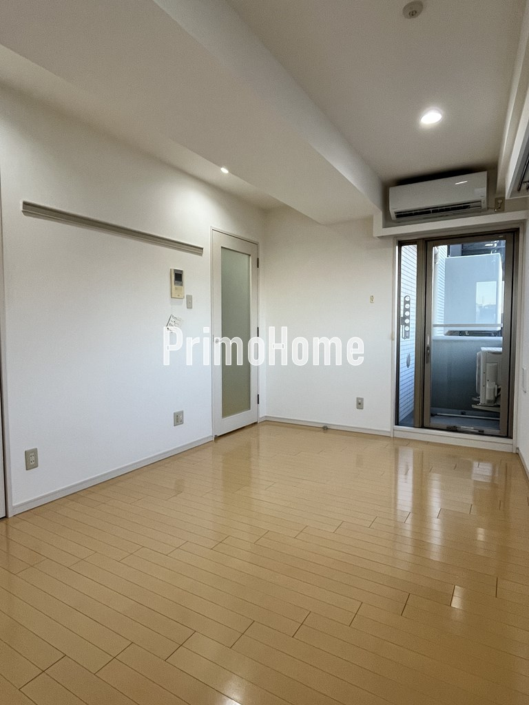 クローバーステイ秋葉原の居間・リビング