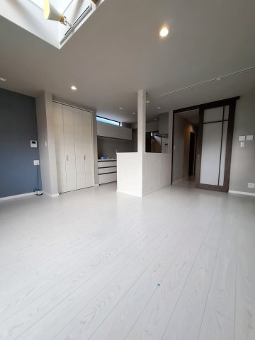 能登町戸建の洋室