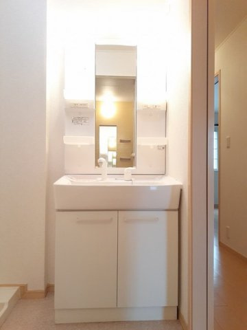 アルコ　バレーノⅠ　　刈谷市近郊の賃貸ならクラスホーム刈谷店の洗面所|広い洗面スペース