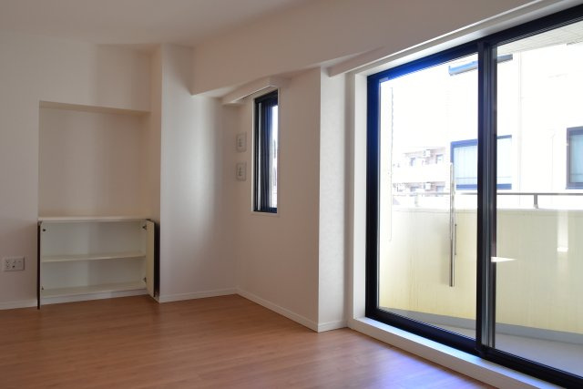 国立市富士見台２丁目の中古マンションの洋室