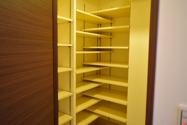 国立市富士見台２丁目の中古マンションの収納