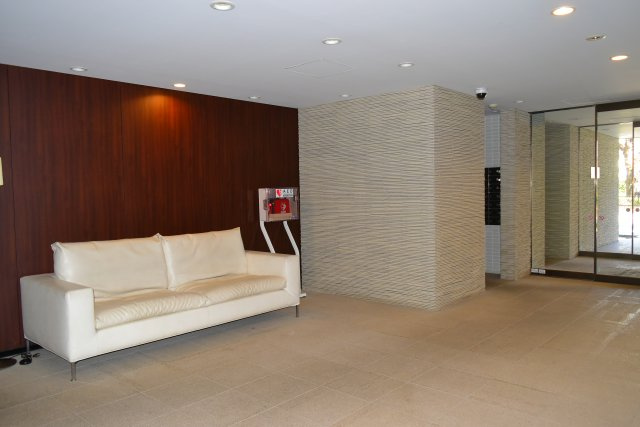 国立市富士見台２丁目の中古マンションのロビー