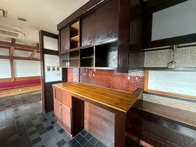 駒場町 石川様貸店舗の内装