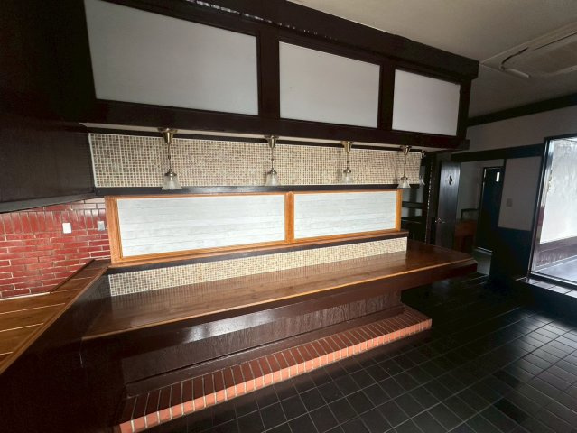 駒場町 石川様貸店舗の内装