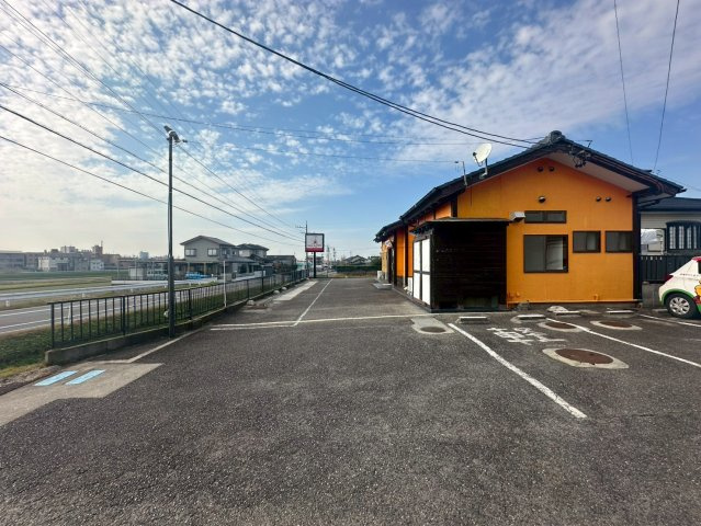 駒場町 石川様貸店舗の駐車場