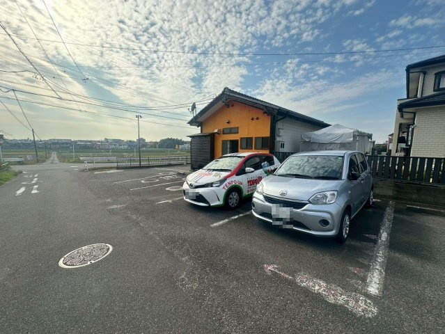駒場町 石川様貸店舗の駐車場
