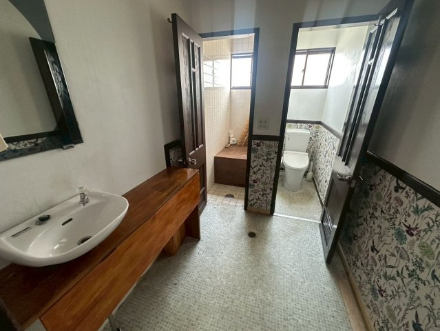 駒場町 石川様貸店舗の内装