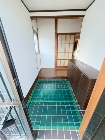 【玄関】