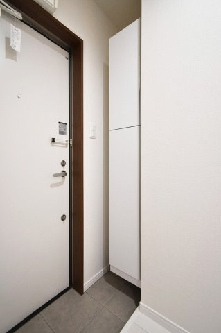 グランクオールお花茶屋の玄関|別号室イメージの為、現状を優先致します。