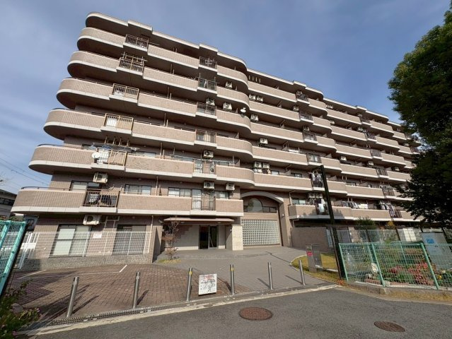 令和７年１１月リノベーション済３ＬＤＫ◆京阪宇治線＆ＪＲ奈良線の２沿線利用可◆ローレルコート宇治木幡