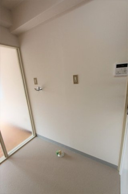 【設備】 | アルカディア二日町 | 冷蔵庫、洗濯機置場