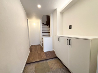 【玄関】 | 高槻市芝生町1丁目　中古戸建