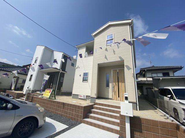 12/1価格変更　【郷ケ丘２丁目　２期】　1号棟　＼◇ご成約にて豪華プレゼントキャンペーン中◇／の前面道路含む現地写真|◆現地写真です◆
休日は家族みんなで夢のマイホーム探しに出かけてみませんか！（＾＾）♪
お問い合わせは不動産プラスまで☆

