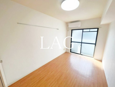 【居間・リビング】 | スカイコート高砂 | 洋室のお部屋です。