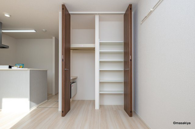 ドゥ・ヴィラージュ吉田の収納|収納