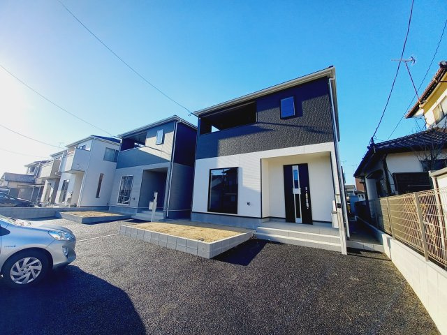 【佐糠町第8　全5棟／2号棟】　新築建売住宅　生活応援プレゼントキャンペーン実施中♪の前面道路含む現地写真|◆同施工写真です◆
一緒に理想の住まいを見つけましょう！（＾＾）
お住まいの相談だけでなく、地域の事についても是非お気軽に尋ねてください！
お問い合わせは不動産プラスまで☆

