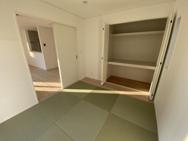 NEW価格変更☆いわき市錦町糠塚　3号棟☆　新築建売住宅　◇◆＼期間限定キャンペーン開催♪／◇◆の和室|■□■和室の写真です■□■　
ご家族のお昼寝スペースとしても活躍しそうです。