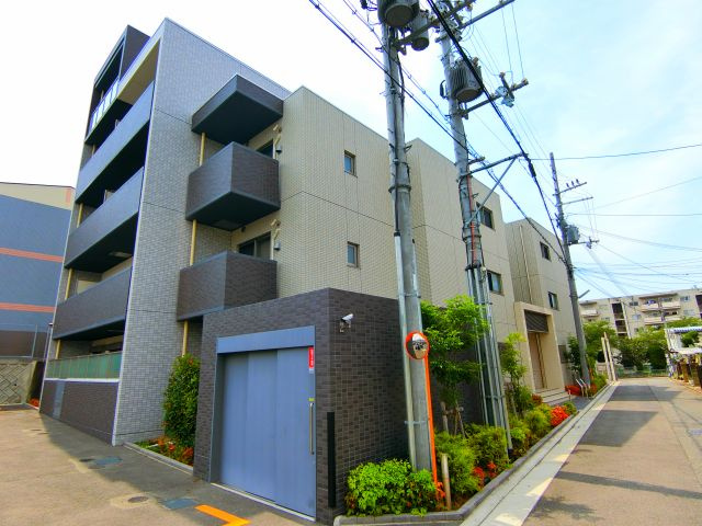 YF宮山台ガーデンの外観