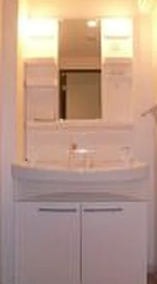 【独立洗面台】 | グランディール タチバネ | 独立洗面台あり、毎朝おしゃれに忙しい女性の方におすすめです