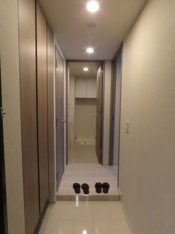 オーキッドレジデンス芝浦の玄関