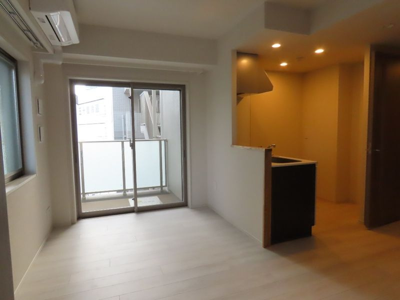 オーキッドレジデンス芝浦の洋室