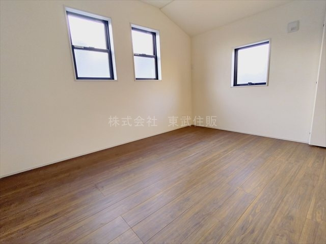 【洋室】 | 富士見市渡戸1丁目　全14棟　10号棟 | 洋室6.0帖、使い勝手のいい洋室です
