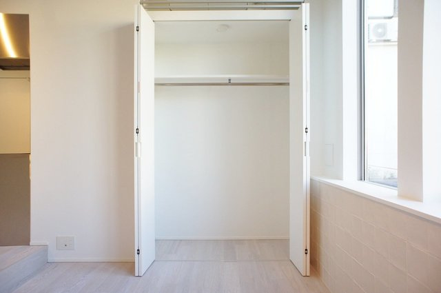 新宿区若松町のアパートの収納