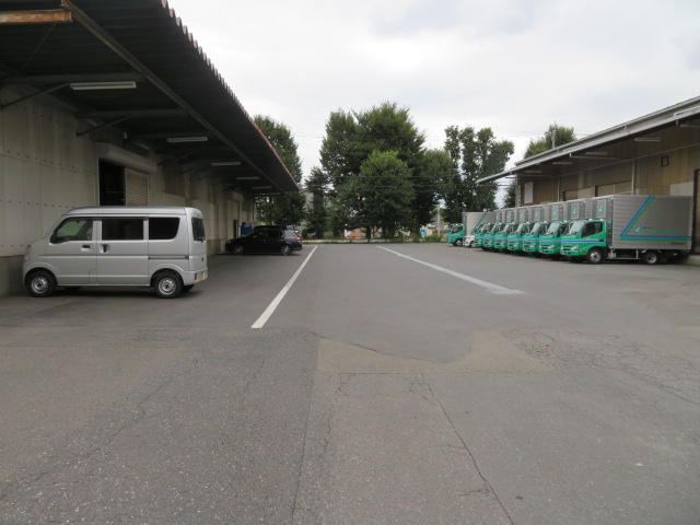 東村山市恩多町５丁目の倉庫の周辺