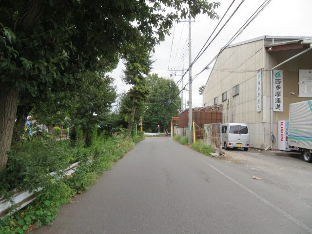 東村山市恩多町５丁目の倉庫の周辺