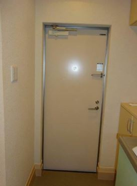 【玄関】 | アルテ横浜杉田