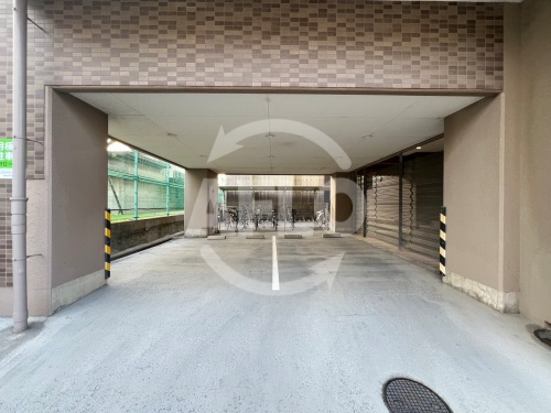 おおきに北梅田サニーアパートメントの駐車場|おおきに北梅田アパートメント　駐車場