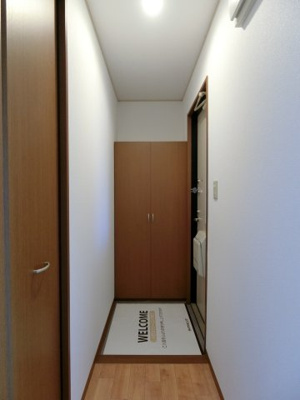 【玄関】 | バームクーヘンC棟 | イメージ203号室の写真