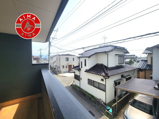 古賀市天神7丁目第5-2棟（1号棟）の展望|窓から緑が見える物件も魅力的です。