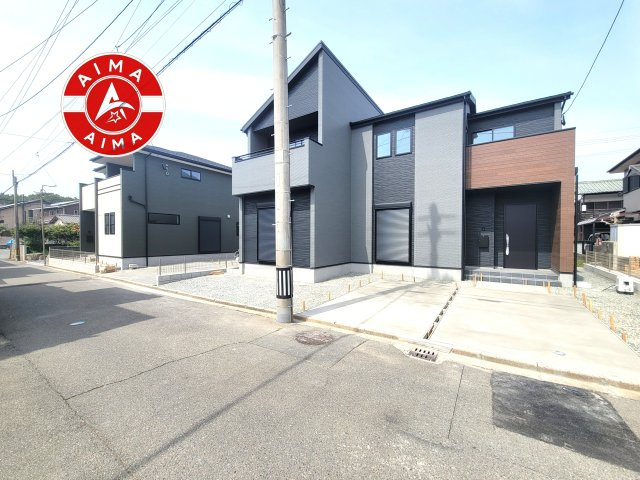 古賀市天神7丁目第5-2棟（1号棟）の前面道路含む現地写真|見学の時間などお気軽にお問い合わせ下さい。