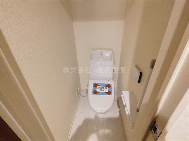【トイレ】 | 富士見市渡戸1丁目　全14棟　11号棟 | ゆったりとした空間のトイレです