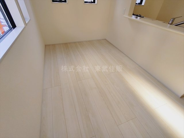 【ダイニング】 | 富士見市渡戸1丁目　全14棟　11号棟 | 食卓を囲むダイニング