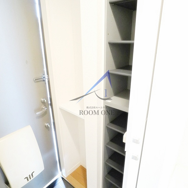 シャルム旗の台の玄関|玄関です。